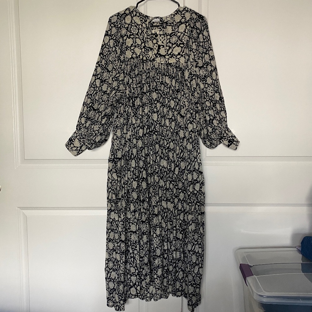 Blue Anemone Cactus Tree Dress in Black Flowers Size S